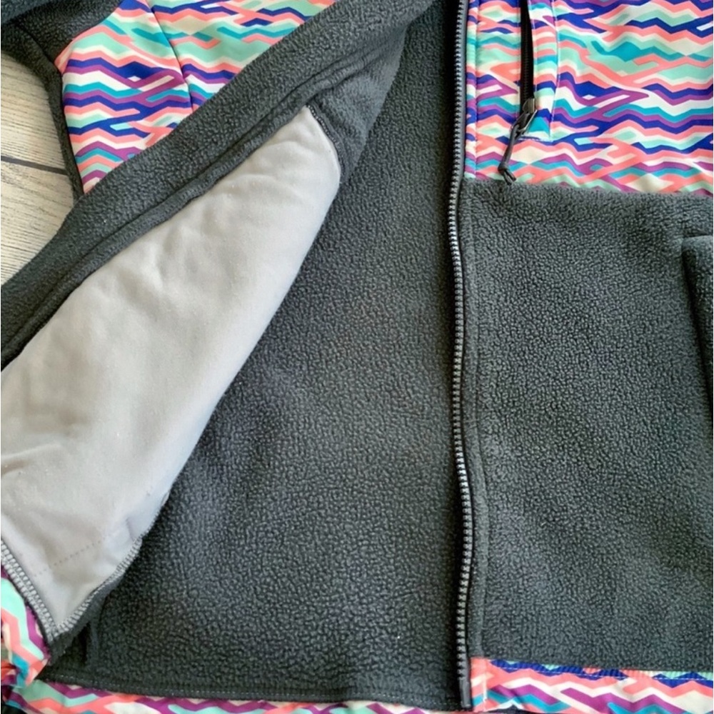 The North Face Limited Edition Chevron Jacket Size Medium - Picture 3 of 9